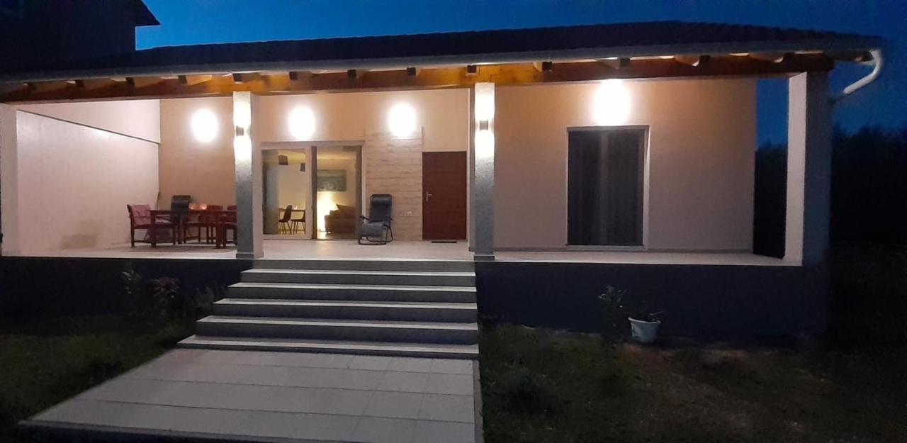 Cvita & Gabi - Kuca Za Odmor Privlaka  Exterior photo